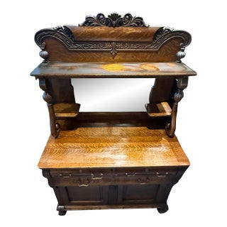 Late 19th Century Tiger Oak Huntboard Hutch Cabinet For Sale
