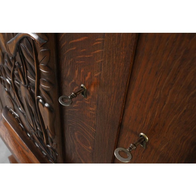 Art Deco Oak Cabinet with Sculptural Carving from Jacques Klein, France, 1925 For Sale - Image 18 of 18