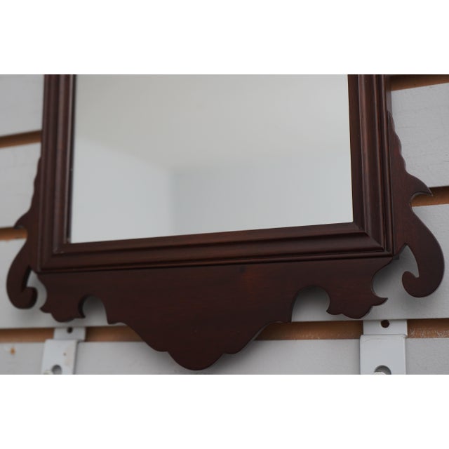 Wood 1990s Virginia Metalcrafters Colonial Williamsburg Mahogany Shelf & Mirror For Sale - Image 7 of 10