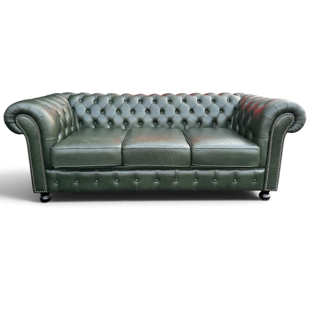 Chesterfield Three-Seater Sofas in Green Leather, Set of 2 For Sale - Image 5 of 8