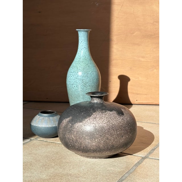 High-Fired Ceramic Vase with Smoke Glaze, Thuringia, Germany, 1970s For Sale - Image 11 of 13