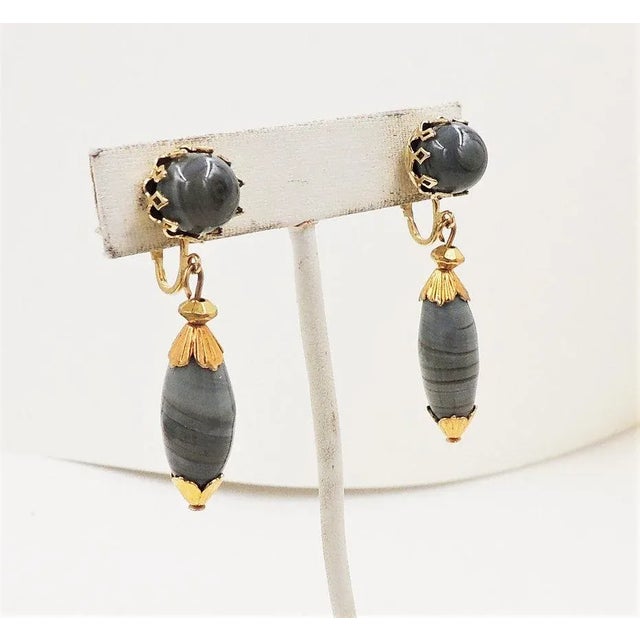 Vintage 1960s Castlecliff Faux-Grey Agate Pendant Clip Earrings - 2 Pieces For Sale - Image 9 of 12