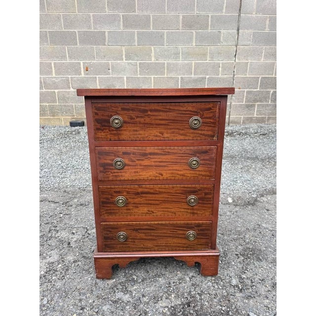 Antique Georgian Style Mahogany Small Chest/ Nightstand. It features Mahogany & satinwood with inlaid banding, Drawers...