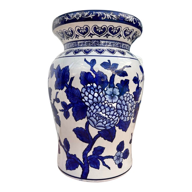 Late 20th Century Blue & White Ceramic Asian Garden Stool or Plant Stand For Sale