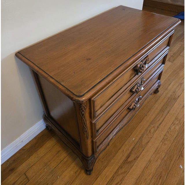 French Provincial Mid 20th Century French Provincial Style Dresser & Nightstands – ‘Fraiser’, 3 Pieces For Sale - Image 3 of 14