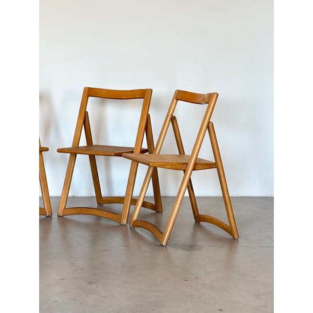 1970s Vintage Folding Chairs in Ash and Vienna Straw, 1970s, Set of 4 For Sale - Image 5 of 18