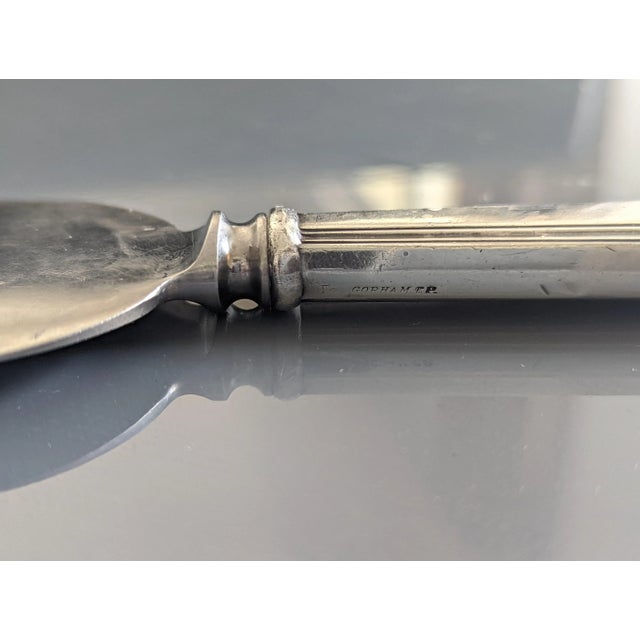 CORRECTION TO SHIPPING TIME, THIS IS SELLER SHIPPING, ARRIVAL TIME IS 4-10 DAYS FROM PURCHASE DATE.Vintage, with a lively...