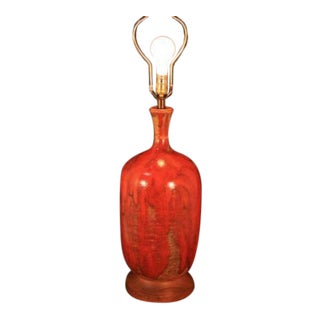 Vintage Mid Century Modern Red Orange Pottery Table Lamp Drip Lava Glazed Walnut For Sale
