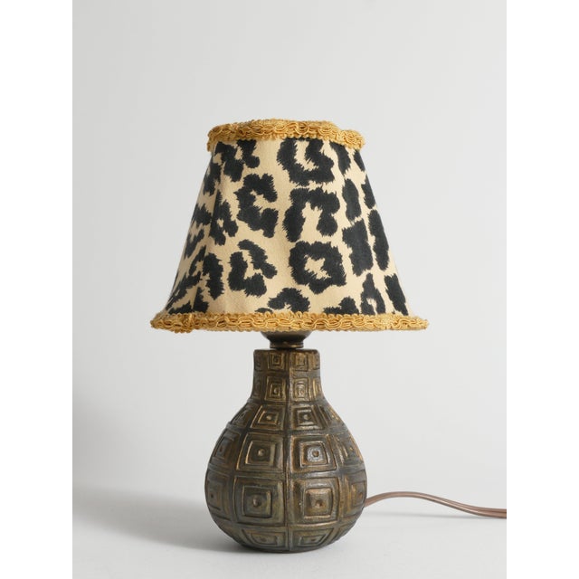 1950s Geometrical Pattern Relief Zoca Table Lamp by Sonja Katzin for Nilsjohan, Sweden, 1950s For Sale - Image 5 of 16