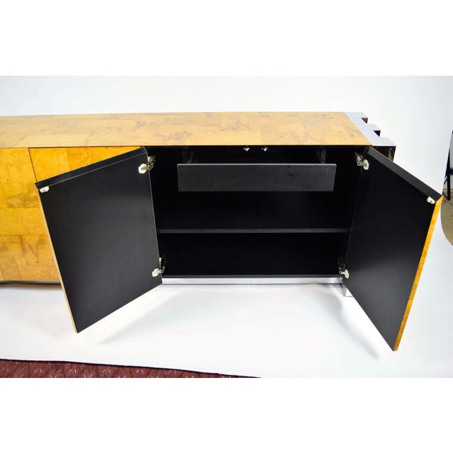 Directional Mid 20th Century Attributed to Paul Evans Cityscape Console in Burl Wood and Chrome For Sale - Image 4 of 10