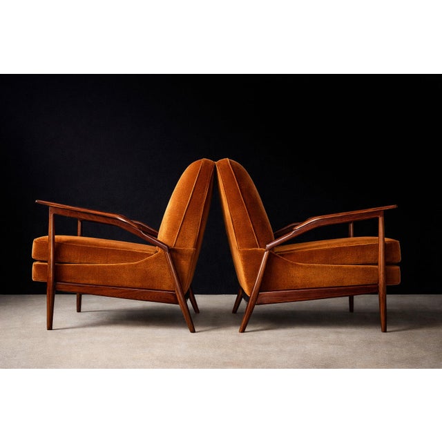 Wood Giuseppe Scapinelli Pair of Armchairs in Caviúna & Burnt Caramel Mohair Velvet, Brazil, 1950s For Sale - Image 7 of 17