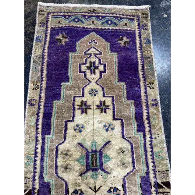 Turkish Yastik Rug 1'5" x 3'9" For Sale - Image 4 of 6