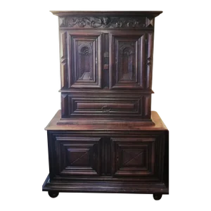 17th Century Continental Carved Oak Cabinet