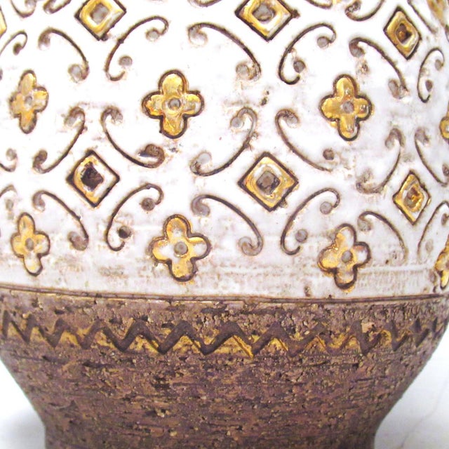 Vase by Aldo Londi for Bitossi, 1960s, in Very Good conditions. Designed 1960 to 1969 This piece is attributed to the...