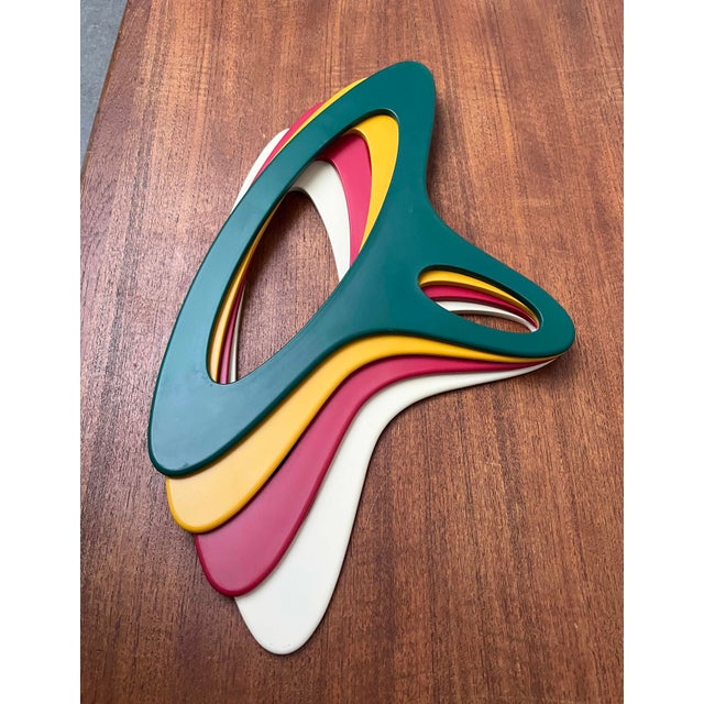 Mid-Century Modern German Space Age Green, Red, Yellow, White Coat Hangers by Jürgen Lange for Schönbuch, 1960s, Set of 4 For Sale - Image 11 of 18