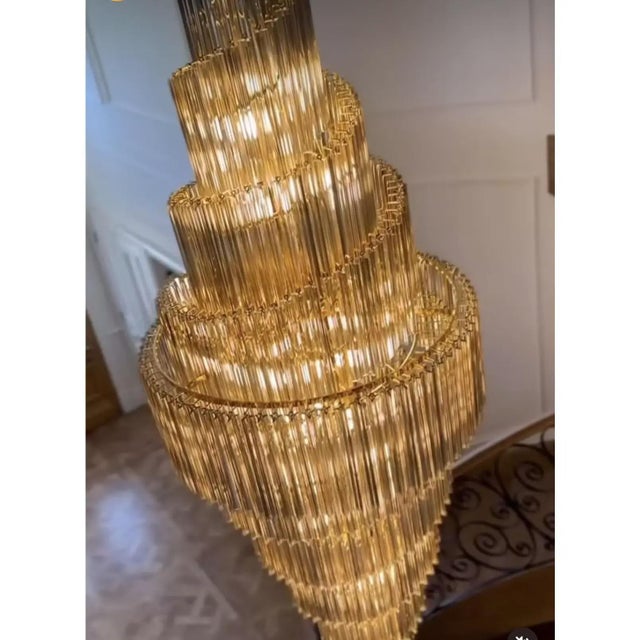 Gold Mid Century Modern Oversized Contemporary Murano Glass Chandelier, “Quadriedro” Design in Fumé and Gold Twister For Sale - Image 8 of 9
