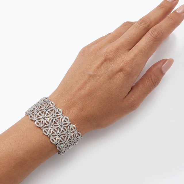Vintage Italian Micro Diamond Pave Bracelet Woven With Repeating Star Pattern For Sale - Image 11 of 11