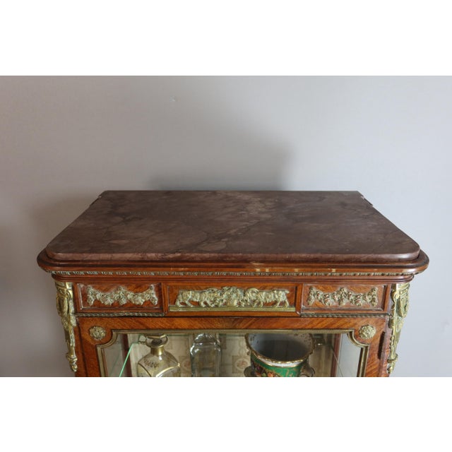 Transition Style Display Cabinet, 19th Century For Sale - Image 11 of 14
