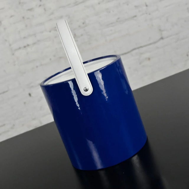 Vintage Mid-Century Modern Blue Ice Bucket by Morgan & Company Bucket Brigade For Sale - Image 9 of 13