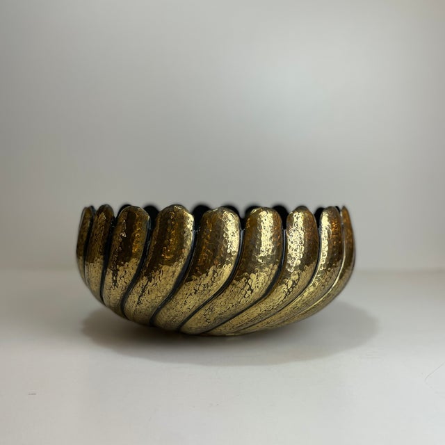 Italian Brass Bowl in the style of Egidio Casagrande, 1970s For Sale - Image 6 of 17