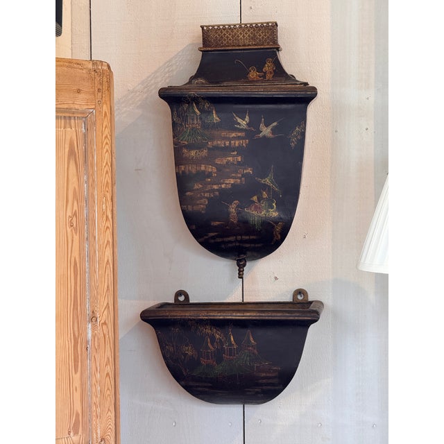 Chinoiserie 1920s Tole Painted Wall Lavabo With Chinoiserie Decoration For Sale - Image 3 of 12