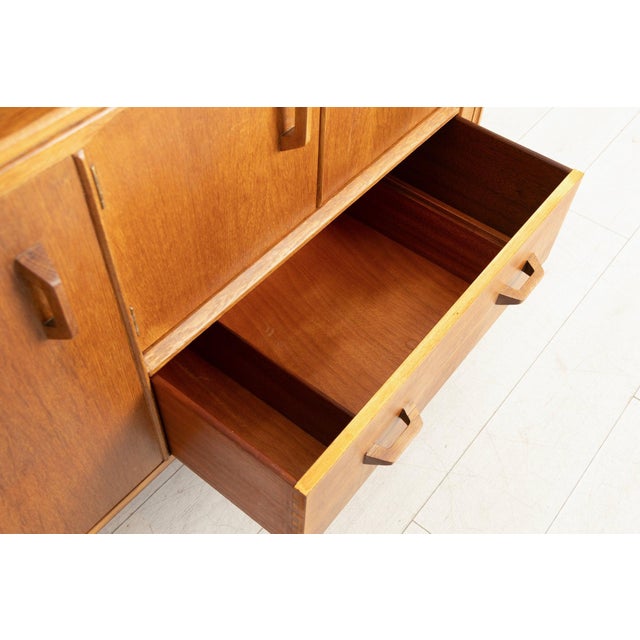 1950s Mid-Century Brandon Sideboard in Oak from G-Plan, 1955 For Sale - Image 5 of 10