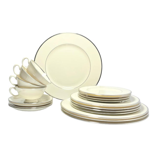1980s Lenox “Montclair” Bone China Dinnerware Set, Service for 4 - 20 pieces For Sale