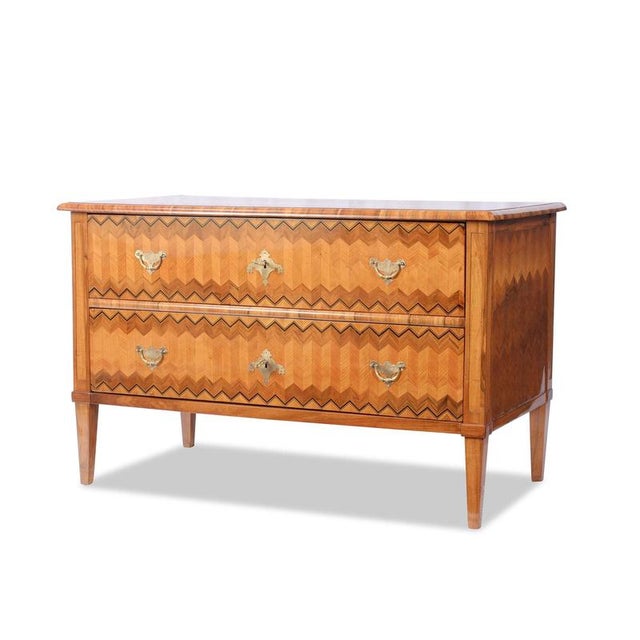 Outstanding Louis XVI chest of drawers, Central Germany, circa 1790; walnut; exquisite marquetry; in original condition;...