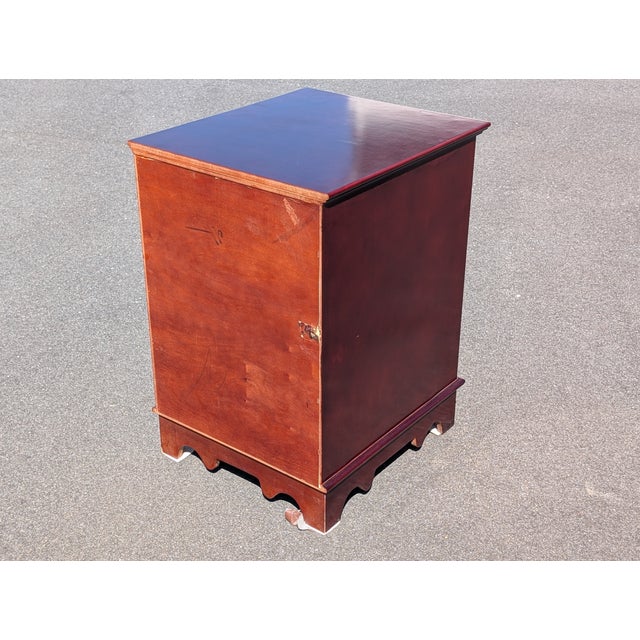 Mid 20th Century Two Drawer Locking Filing Cabinet With Key For Sale - Image 4 of 9