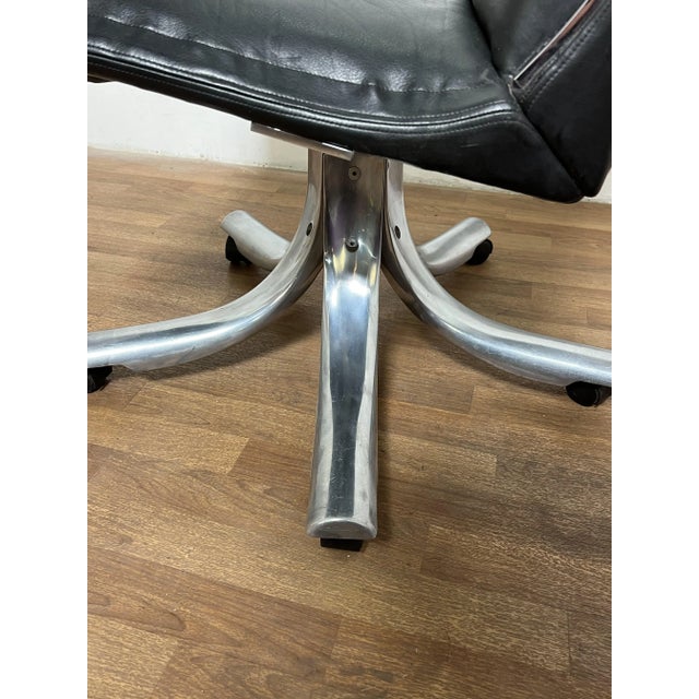 Ca. 1970s Giovanni Offredi for Saporiti Italia "Ondo" Executive Leather Desk Chair For Sale - Image 12 of 12