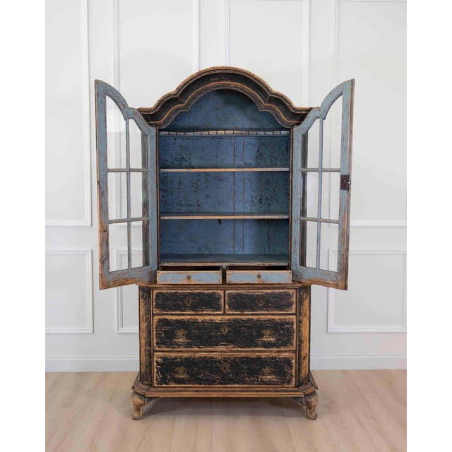 Period Rococo Cabinet with Glass Doors, circa 1820 For Sale - Image 4 of 9