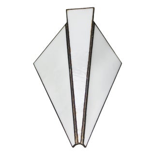 Art Deco Wall Lamp in Opaline Stained-Glass For Sale
