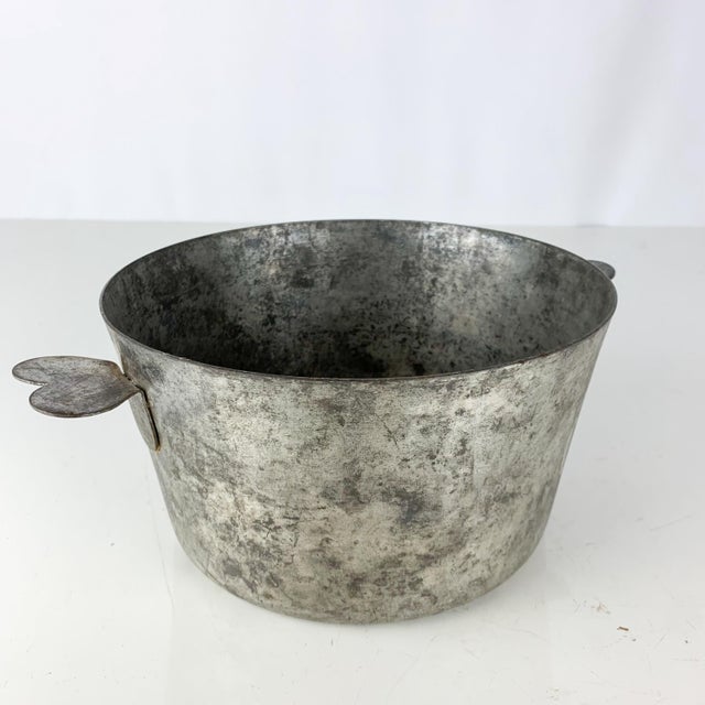 Vintage French Cordon Bleu Metal Charlotte Pot #18 Heart Handle Rustic Kitchen For Sale - Image 4 of 8