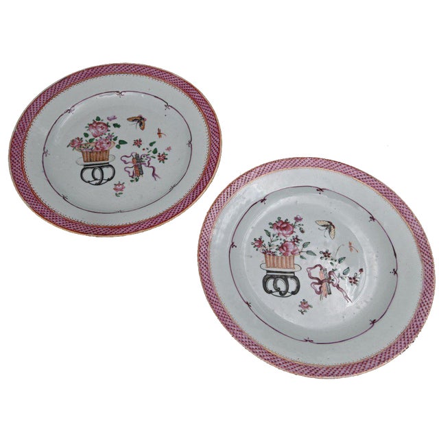 Chinese Plates in Porcelain, Set of 2 For Sale