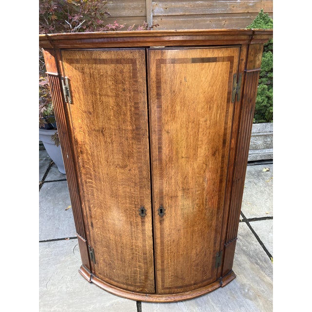 Victorian English Oak with Mahogany Corner Cabinet, 1890s For Sale - Image 4 of 4