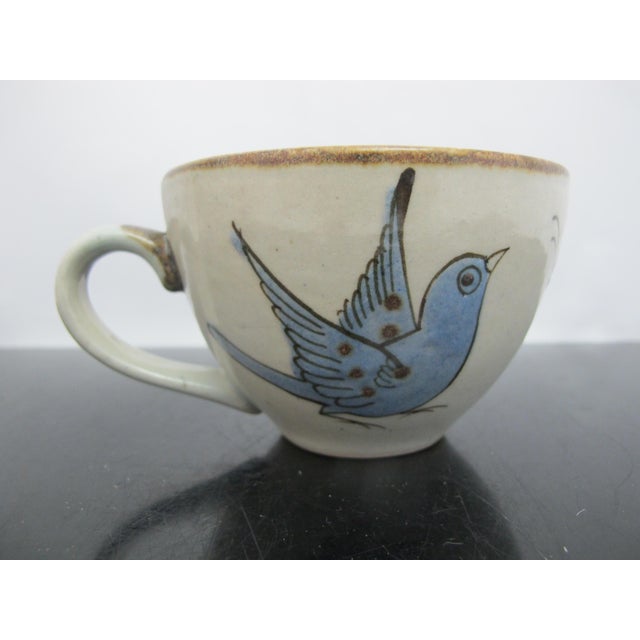 1960s Ken Edwards El Palomar Blue Bird Tonala Mexico Folk Art Coffee Tea Cup & Saucer For Sale - Image 5 of 11