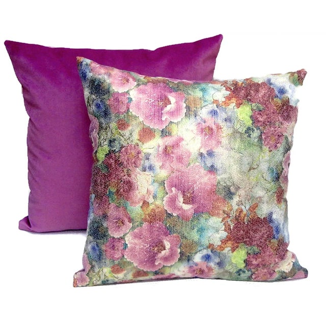 Vintage Floral Brocade Glitter Gold Pillow Cover- a Pair For Sale - Image 4 of 12