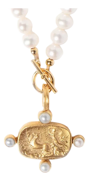 Chariot Pearl Necklace