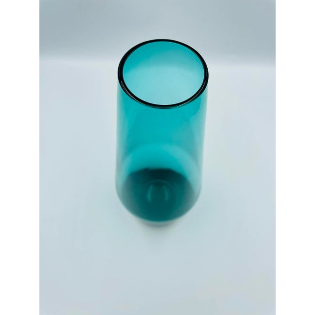 1960s Modern Teal Blown Glass Vase for Riihimaki Lasi Oy, Finland For Sale - Image 9 of 12