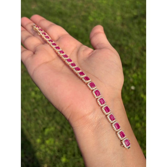 Art Deco Luxury 10.41ct Ruby & 2.11ct Diamond Geometric Link Tennis Bracelet in 14k Gold For Sale - Image 3 of 14