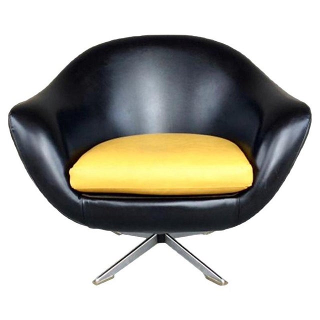 Mid-Century Swivel Lounge Chair, 1960s For Sale - Image 9 of 9