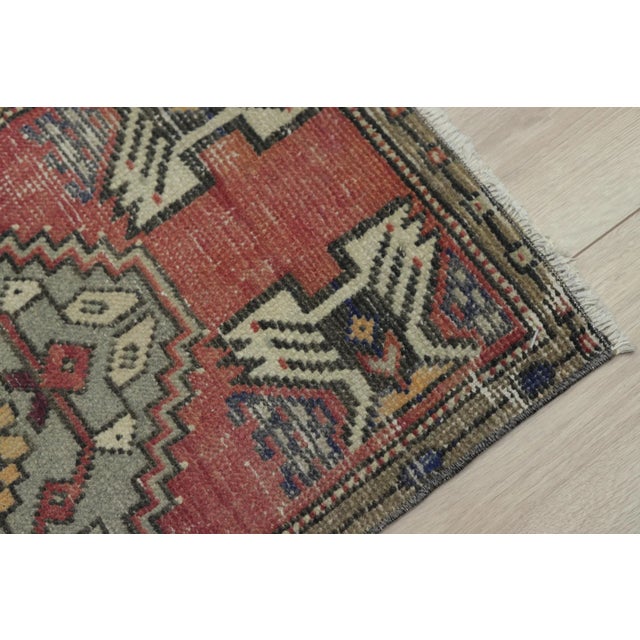 1970s 1970s Turkish Boho Style Geometric Red Doormat Rug For Sale - Image 5 of 13
