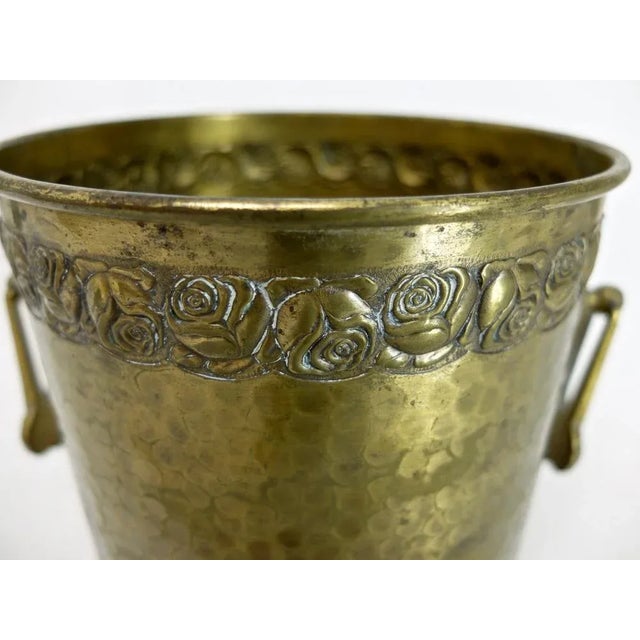 Art Nouveau Flowers Pot in Brass with Rose Motifs For Sale - Image 4 of 7