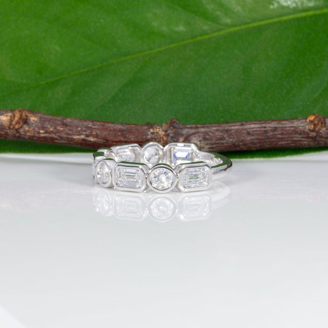 1.4Ct Lab Grown Diamond Band With 9 Lab Diamonds in Solid 14k Gold, Size 6.75 For Sale In Columbus - Image 6 of 9