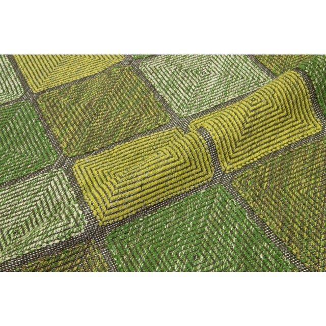 Green Contemporary Swedish Style Wool Rug Handmade With Geometric Pattern For Sale In New York - Image 6 of 9