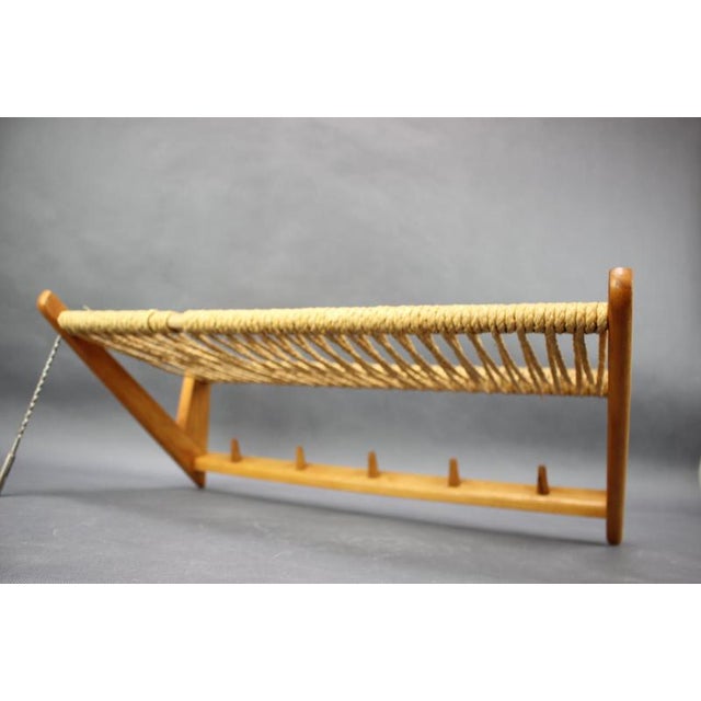 Mid-Century Wall Coat Rack and Shelf in Woven Rope, Czechoslovakia, 1950s For Sale - Image 4 of 12
