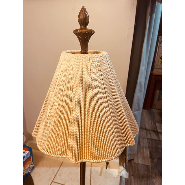 Vintage 38” MCM Marbled Ornate Lamp With Pleated String Shade For Sale - Image 6 of 7