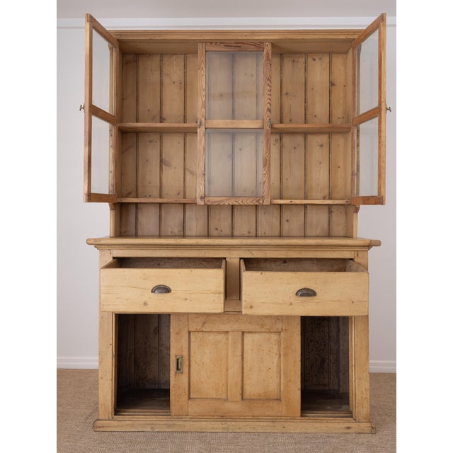 English Antique English Pine Kitchen Dresser (Hutch) - Circa 1905 For Sale - Image 3 of 15