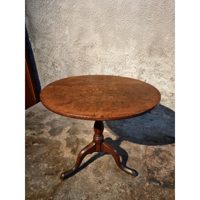 Georgian Oak Tilt-Top Tripod Table, England, 1800 For Sale - Image 5 of 16