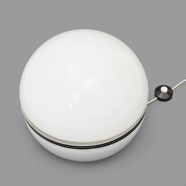 White Glass Table Lamp by Enrico Tronconi for Tronconi, 1970s For Sale - Image 6 of 15